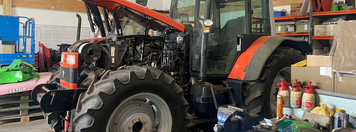 Tractor repairs company Somerset